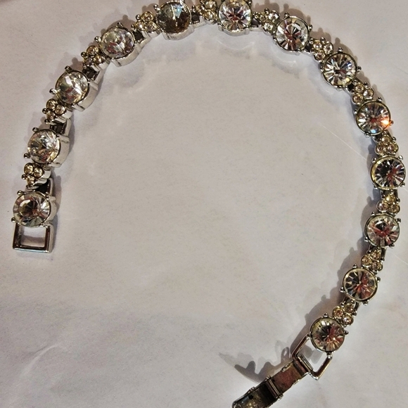Vintage Signed Trifari Shield Link Bracelet Silver-Tone Rhodium 1950's-1960's? - Picture 6 of 8